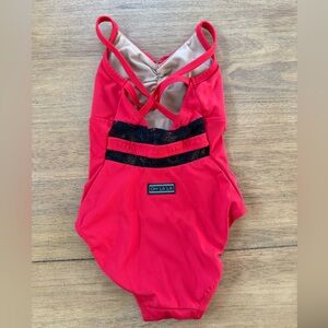 Oh la la dance leotard. Child size small. Adorable!